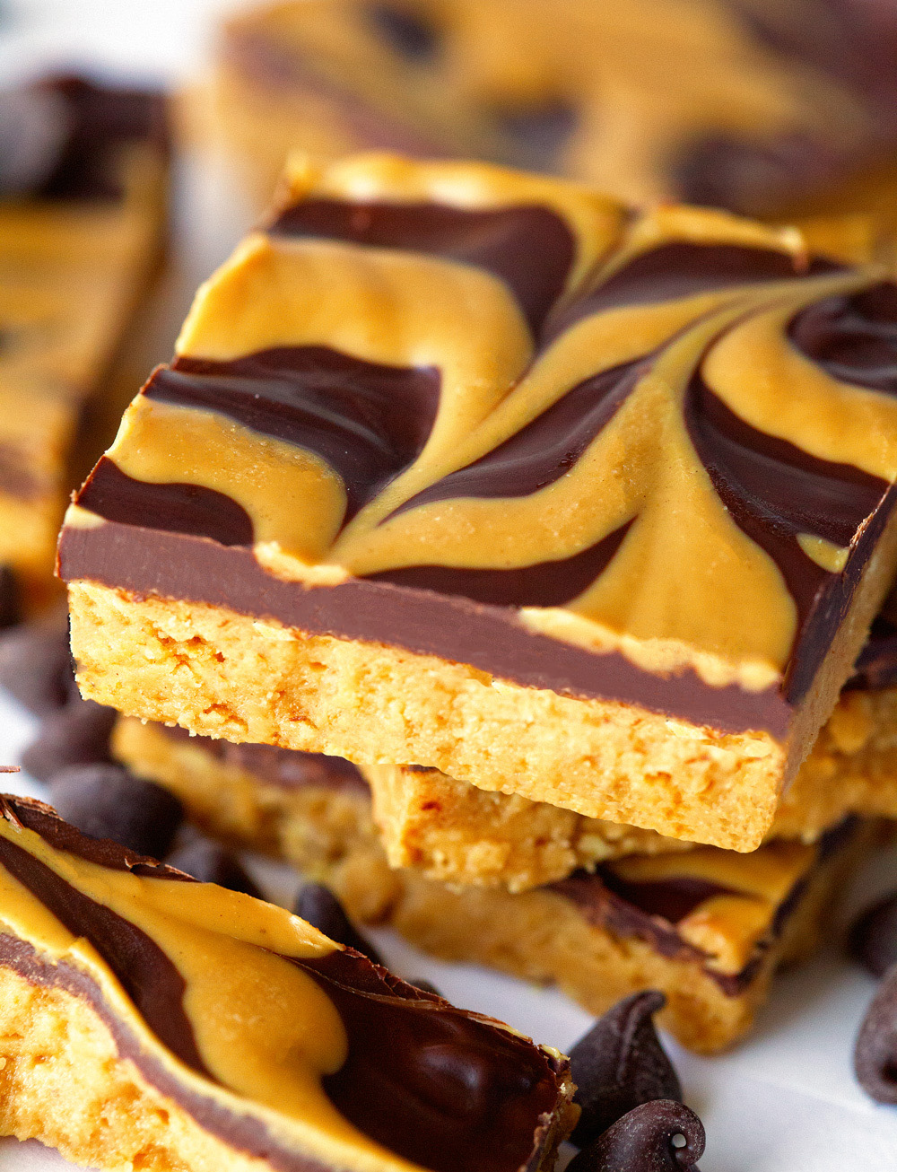 Swirled No-Bake Reeses Peanut Butter Bars by Deliciously Yum!
