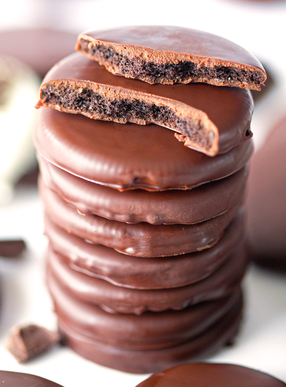 3 Ingredient Thin Mints by Deliciously Yum!