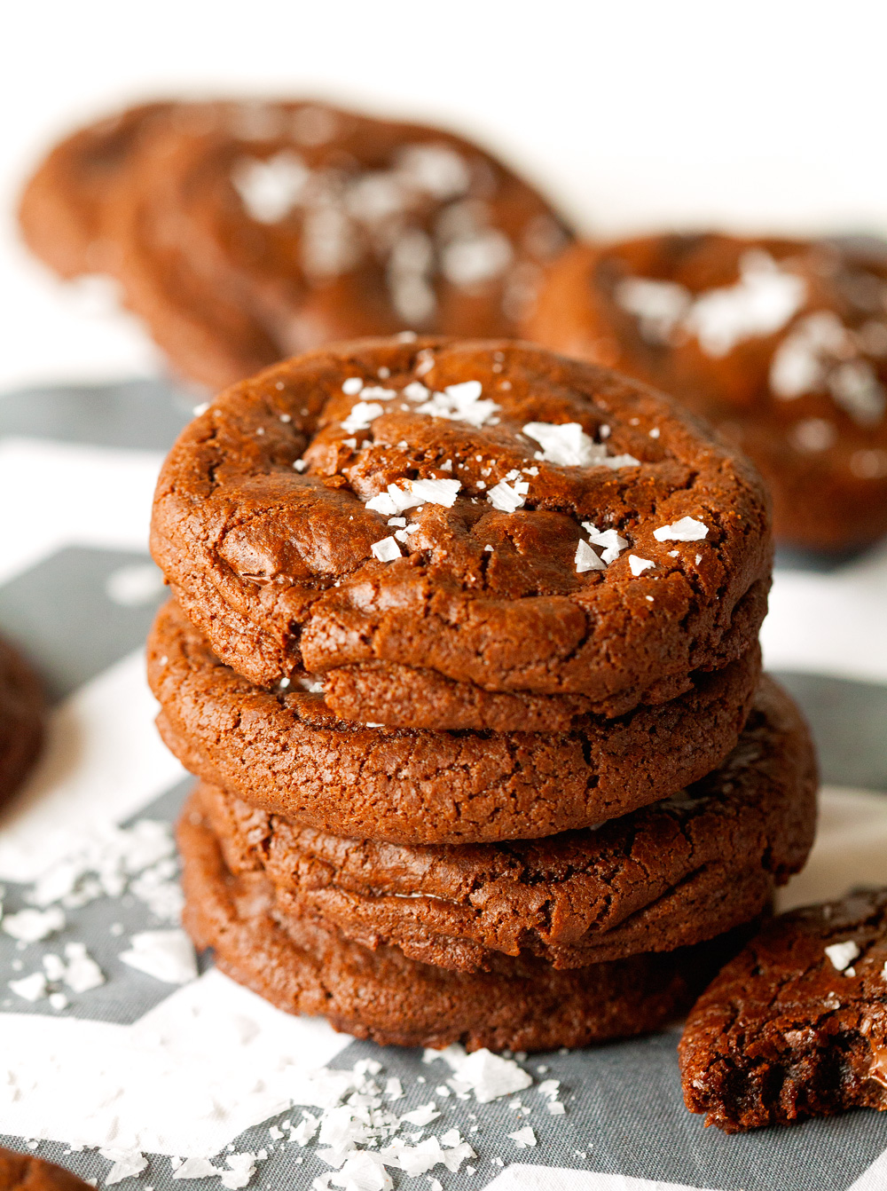 nutella-stuffed-double-chocolate-cookies