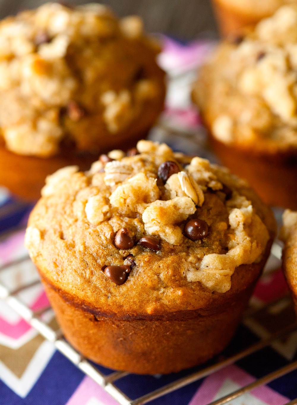 caramelized-banana-and-peanut-butter-oat-streusel-muffins