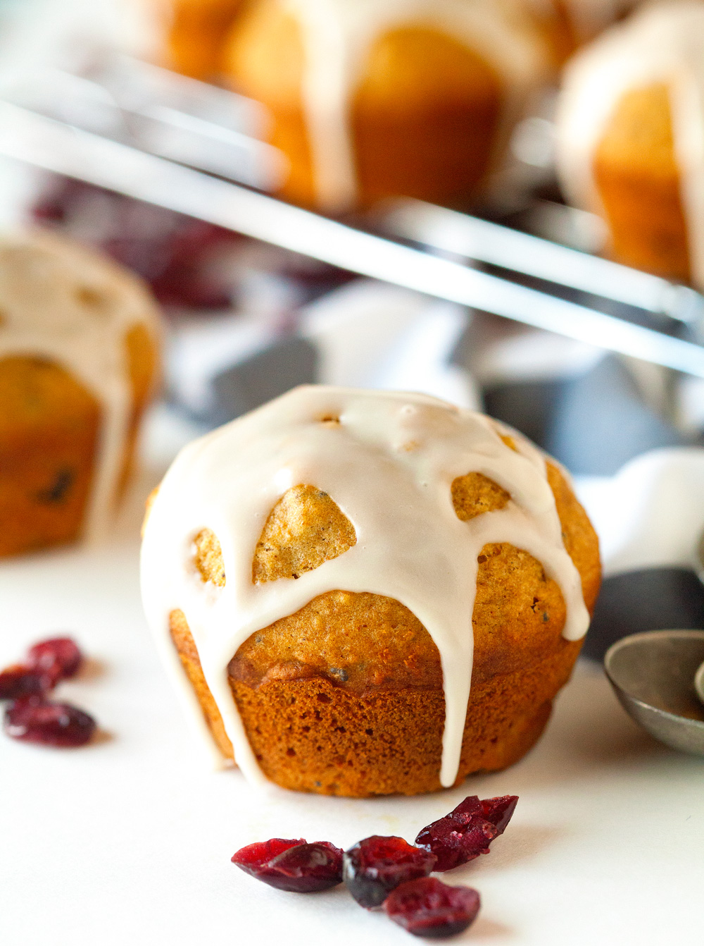 maple-glazed-poppy-cranberrry-pumpkin-muffins
